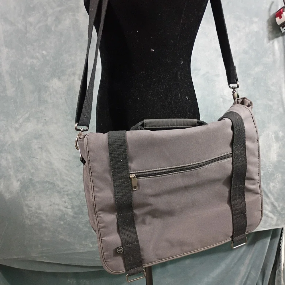 Dell Messenger Laptop Bag Gray Black Padded Shoulder Strap Travel Commuter Case